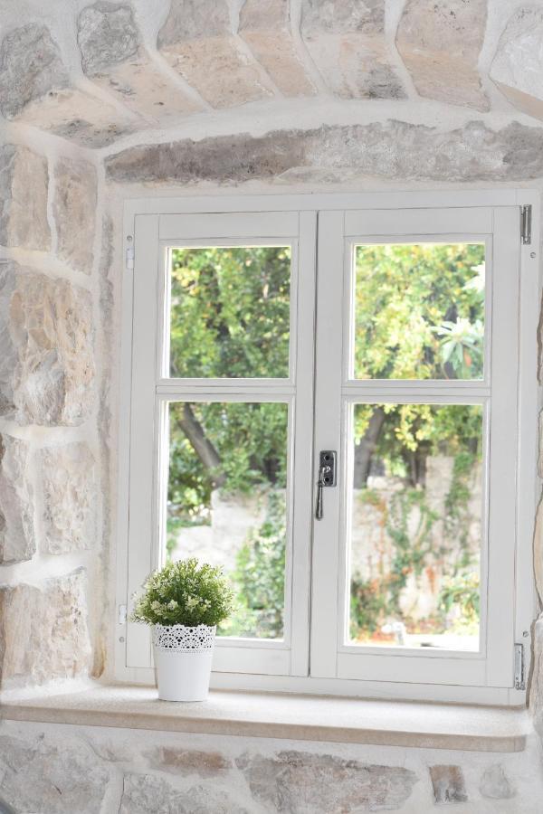 Apartman Charming Stone House In Old Town